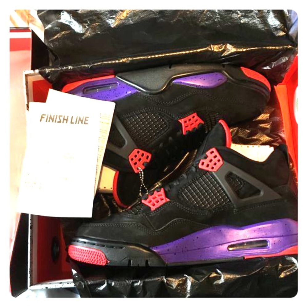 Air Jordan Retro Raptor 4s